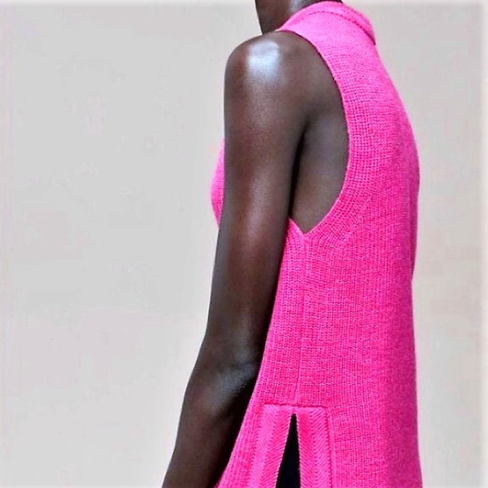 Sleeveless Pink Knit Tunic Top